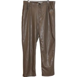 Abercrombie & Fitch '90s Straight Ultra High Rise Brown Vegan Leather Sz 33 / 16